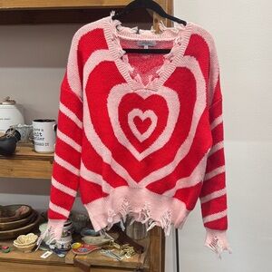 Chic Heart Pattern V-Neck Sweater in Red and Pink